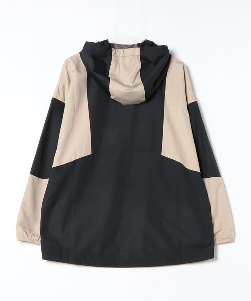 UNDER ARMOUR(アンダーアーマー)の「アンダーアーマー UAメッシュ ライナー ウーブン ソリッド ジャケット(ナイロンジャケット・レディース・ベージュ/ブラック・S/M/L/XL)」の3枚目の写真