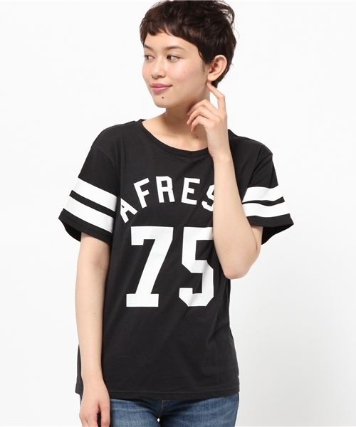 WEGO(ウィゴー)の「WEGO/ナンバリングラインTシャツ(Tシャツ/カットソー・レディース・オフホワイト/ブラック・FREE)」の2枚目の写真