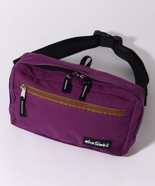 WILD THINGS（ワイルドシングス）の「【WILD THINGS/ワイルドシングス】DELFY fabric ワンポイントロゴ スクエア型ボディウエストバッグ（ボディバッグ/ウエストポーチ・メンズ・ブラック/パープル/レッド/ターコイズブルー・FREE）」の19枚目の写真