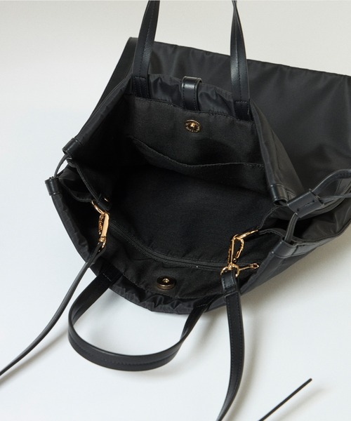 INED CLARO（イネドクラロ）の「ナイロントートバッグ（トートバッグ・レディース・ベージュ/ブラック・フリー）」の7枚目の写真