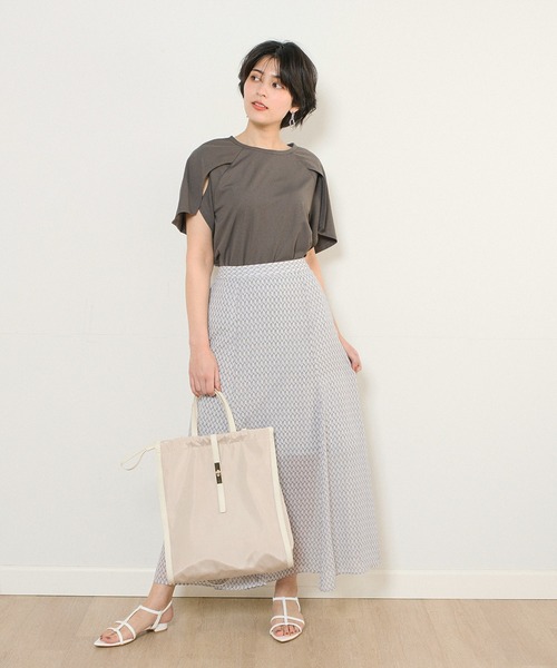 INED CLARO（イネドクラロ）の「ナイロントートバッグ（トートバッグ・レディース・ベージュ/ブラック・フリー）」の21枚目の写真