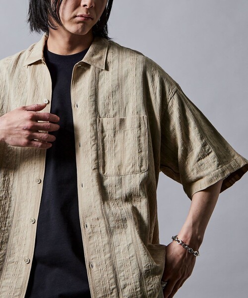 FREAK'S STORE(フリークスストア)の「限定展開 リラックスフィット 総柄 ジャガード オープンカラーシャツ(シャツ/ブラウス・メンズ・ホワイト/ブラウン/ベージュ/ブラック・SMALL/MEDIUM/LARGE)」の7枚目の写真