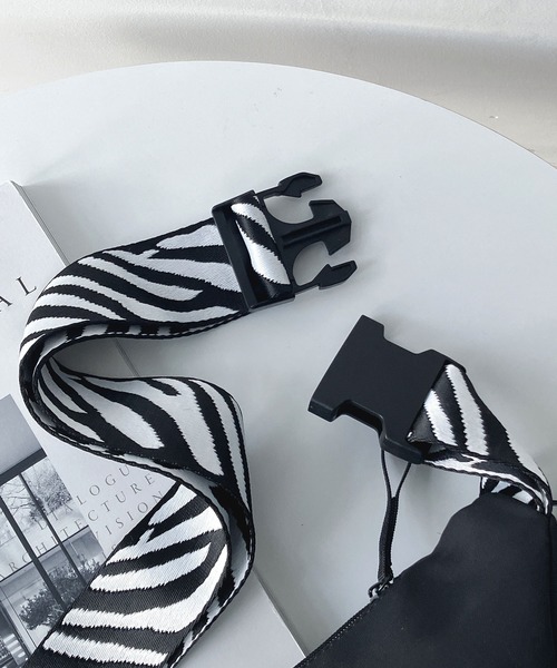 ☆ナイロン ボディバッグ（ボディバッグ/ウエストポーチ）｜AS KNOW AS