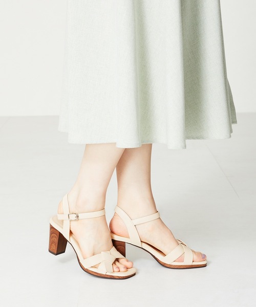 ORiental TRaffic（オリエンタルトラフィック）の「ウッドヒールリボンサンダル/41221（サンダル・レディース・キャメル/ホワイト/ブラック・SS/S/M/L/LL/3L）」の11枚目の写真