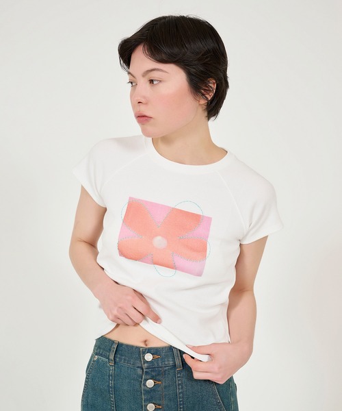 TINA:JOJUN(ティーナジョジュン)の「プリント リブラグランTシャツ TINA:JOJUN(Tシャツ/カットソー・レディース・ホワイト/ネイビー・M)」の5枚目の写真