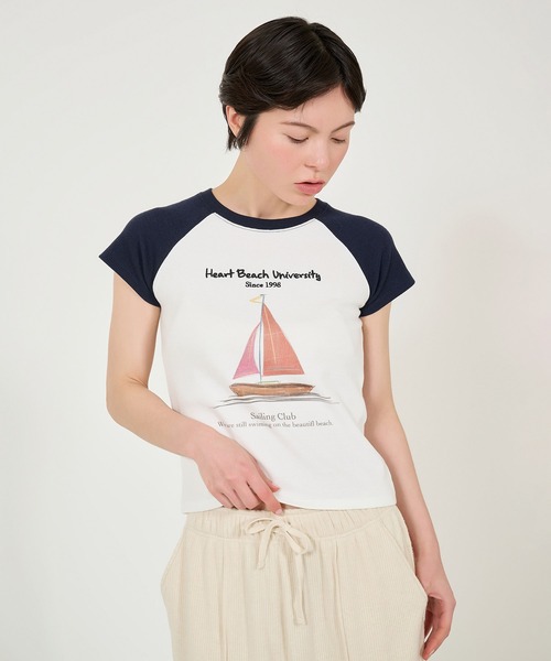 TINA:JOJUN(ティーナジョジュン)の「プリント リブラグランTシャツ TINA:JOJUN(Tシャツ/カットソー・レディース・ホワイト/ネイビー・M)」の13枚目の写真