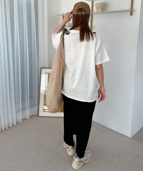 DISCOAT(ディスコート)の「【WEB限定】サマースーベニアプリントTシャツ(Tシャツ/カットソー・レディース・チャコールグレー/オフホワイト/ベージュ・FREE)」の18枚目の写真