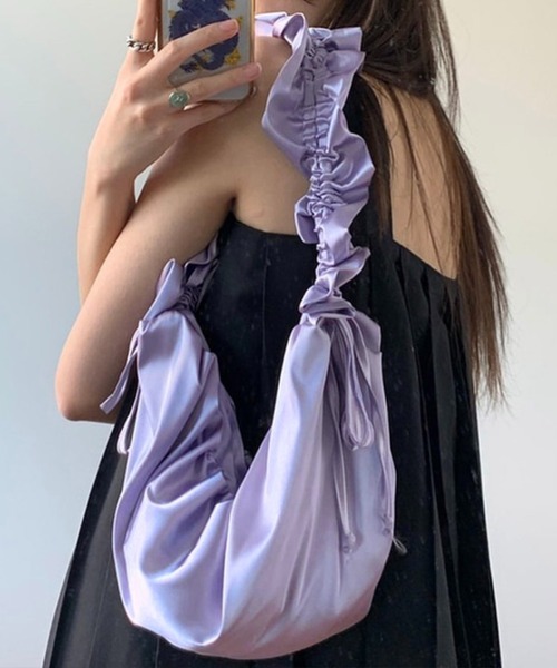 Dita Muaj.(ディータムアージュ)の「フリルショルダーバッグ(ショルダーバッグ・レディース・パープル/ブラック/アイボリー・FREE)」の3枚目の写真