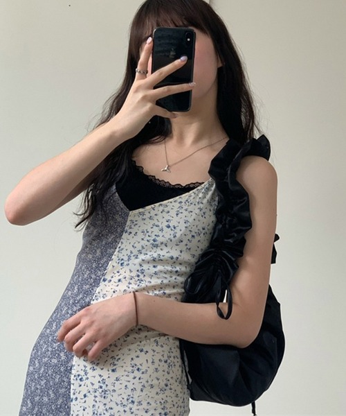Dita Muaj.(ディータムアージュ)の「フリルショルダーバッグ(ショルダーバッグ・レディース・パープル/ブラック/アイボリー・FREE)」の21枚目の写真