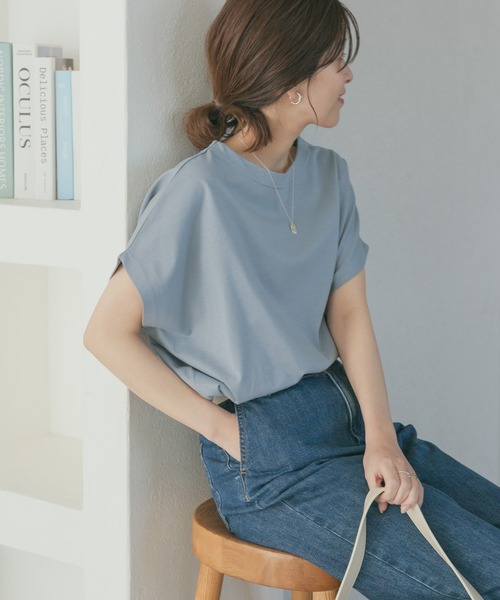 URBAN RESEARCH DOORS（アーバンリサーチドアーズ）の「『UR TECH ひやサラクール』ドライコットンボートネックプルオーバー（Tシャツ/カットソー・レディース・ピンク/ネイビー/ブルー/オフホワイト/グレー系その他/マスタード/グリーン・MEDIUM）」の5枚目の写真