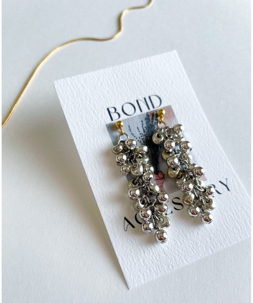 tone(トーン)の「【BOND】Czech beads wisteria イヤリング(MA)(イヤリング・レディース・ゴールド/シルバー・FREE)」の1枚目の写真