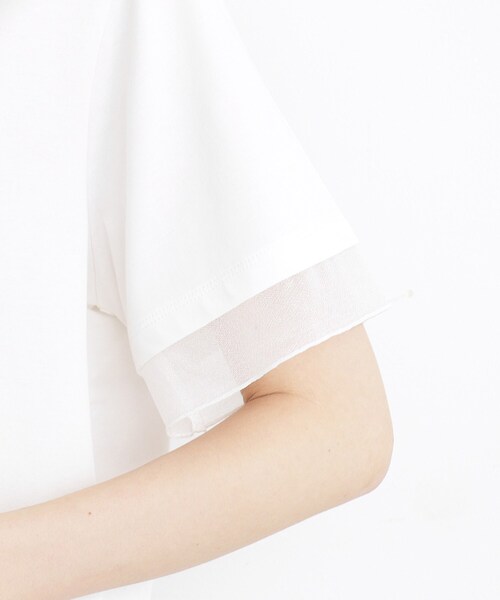 THE SHOP TK （ザ ショップ ティーケー ）の「◆【7.16新色入荷/UV/接触冷感/洗濯OK/毛玉になりにくい】袖シアーTシャツ（Tシャツ/カットソー・レディース・オフホワイト/サックスブルー/ブラック/ダークブラウン・13/12）」の11枚目の写真