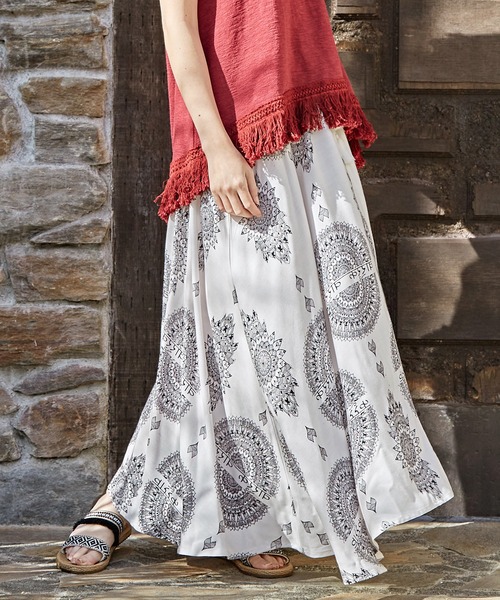 チャイハネ（チャイハネ）の「【チャイハネ】VORRUK ブアロングスカート（スカート・レディース・ブラック/ホワイト/バイオレット/ターコイズブルー・FREE）」の2枚目の写真