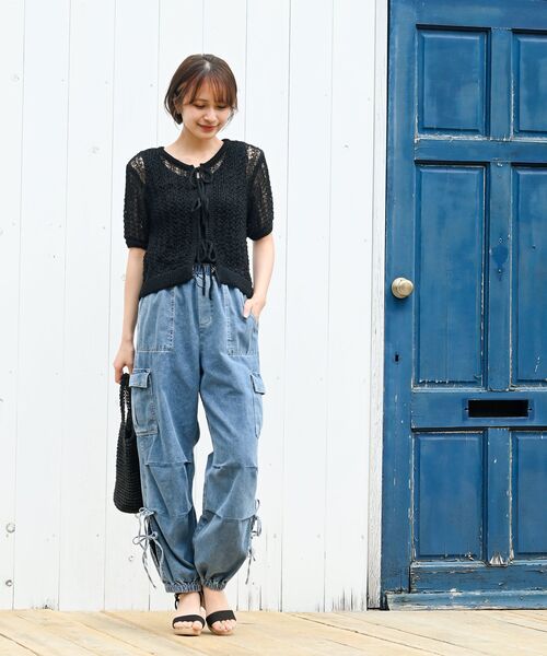 rps(アールピーエス)の「サイドリボンデニムカーゴパンツ(カーゴパンツ・レディース・ブルー系その他/ブラック/ブルー/グレー・フリー)」の13枚目の写真