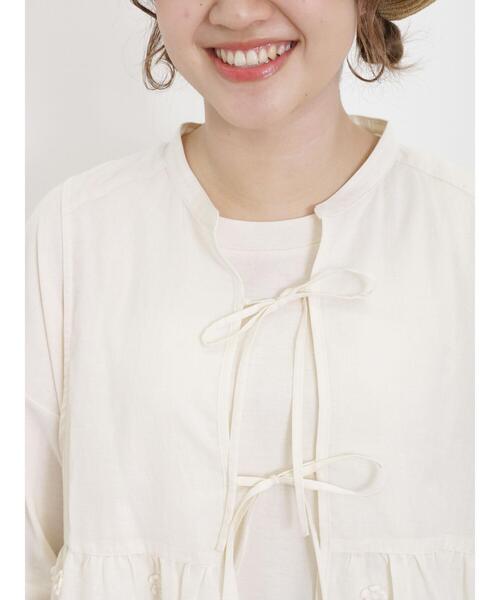 Samansa Mos2（サマンサ モスモス）の「刺繍リボンベスト（ベスト・レディース・チャコールグレー/キナリ/オフホワイト・F）」の17枚目の写真