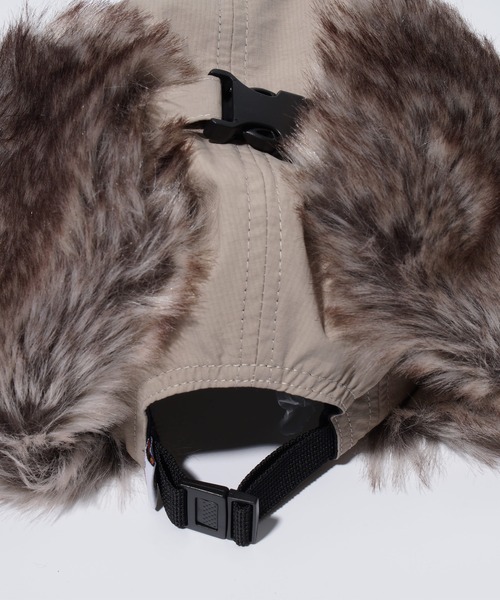 Dickies(ディッキーズ)の「【Dickies】EX FUR EARMUFF JET CAP/ロゴ/ジェットキャップ/ファー付き/フリーサイズ/帽子/ディッキーズ(キャップ・メンズ・レンガ/ブラック/ベージュ/カーキ・FREE)」の11枚目の写真