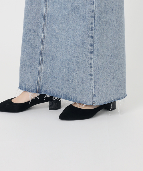 B.C STOCK(ベーセーストック)の「DU JOUR/デュ ジュール LEAN FOIL JEAN SKIRT(デニムスカート・レディース・ブラック/ブルー・36/38/MEDIUM/SMALL)」の3枚目の写真