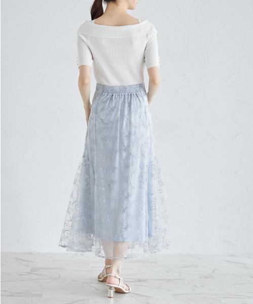 tocco closet(トッコ クローゼット)の「フラワーライン刺繍サイドギャザーフレアスカート(スカート・レディース・ピンク/アイボリー/グレイッシュブルー・M)」の6枚目の写真