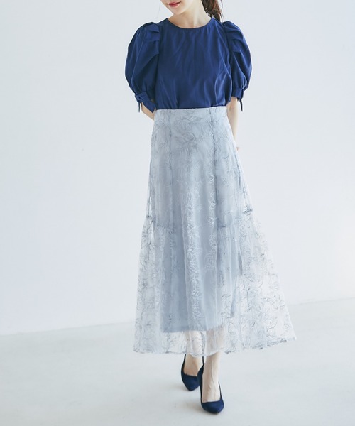 tocco closet(トッコ クローゼット)の「フラワーライン刺繍サイドギャザーフレアスカート(スカート・レディース・ピンク/アイボリー/グレイッシュブルー・M)」の5枚目の写真