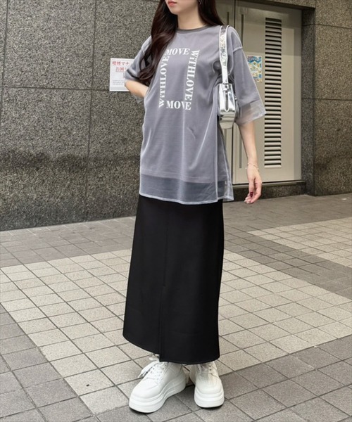clear（クリア）の「チュールレイヤード半袖ロゴＴシャツ［大人 カジュアル オーバーサイズ］≪再入荷≫（Tシャツ/カットソー・レディース・チャコールグレー/ホワイト/ライトカーキ・F）」の14枚目の写真