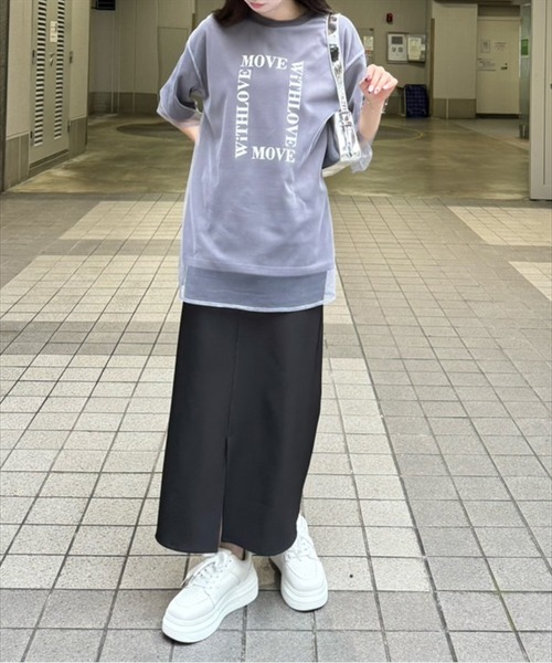 clear（クリア）の「チュールレイヤード半袖ロゴＴシャツ［大人 カジュアル オーバーサイズ］≪再入荷≫（Tシャツ/カットソー・レディース・チャコールグレー/ホワイト/ライトカーキ・F）」の15枚目の写真