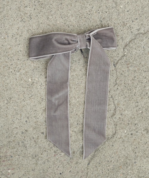 GOLDY（ゴールディ）の「ベロア ロング レングス リボン ヘアカフ（ヘアゴム・レディース・ブルー/ピンク/レッド/ブラック/ベージュ・FREE）」の7枚目の写真