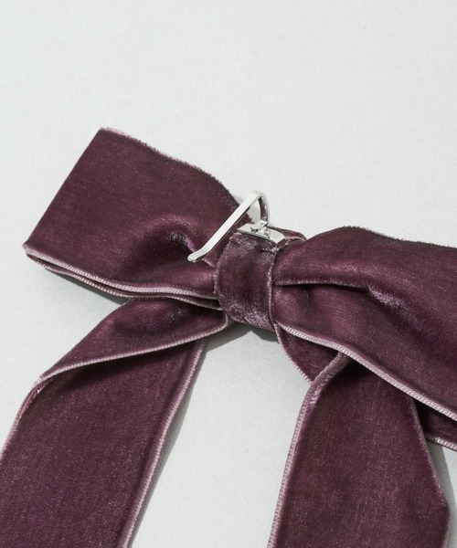 GOLDY（ゴールディ）の「ベロア ロング レングス リボン ヘアカフ（ヘアゴム・レディース・ブルー/ピンク/レッド/ブラック/ベージュ・FREE）」の9枚目の写真