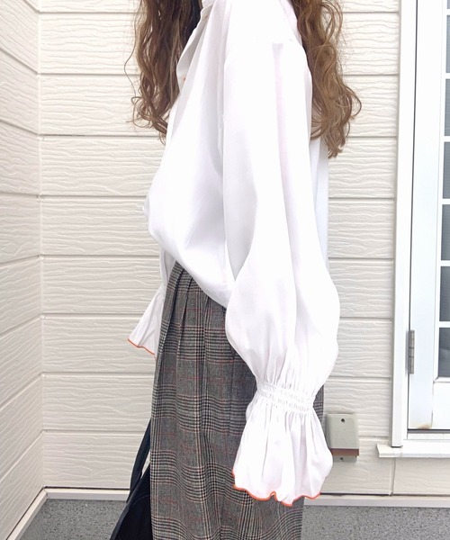 Q(キュー)の「キャンディースリーブブラウス(シャツ/ブラウス・レディース・ネイビー/ホワイト・MEDIUM)」の12枚目の写真