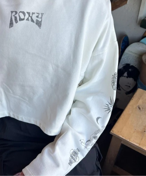 ROXY（ロキシー）の「OASIS FOUND/ロキシーショート丈スウェットトレーナー（スウェット・レディース・ホワイト/ブラック・MEDIUM/LARGE/SMALL）」の13枚目の写真