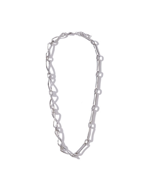 WHO'S WHO gallery（フーズフーギャラリー）の「ニュアンスチェーンネックレス（ネックレス・レディース・ゴールド/シルバー・FREE）」の5枚目の写真