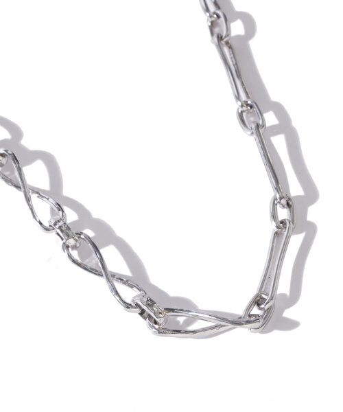 WHO'S WHO gallery（フーズフーギャラリー）の「ニュアンスチェーンネックレス（ネックレス・レディース・ゴールド/シルバー・FREE）」の6枚目の写真