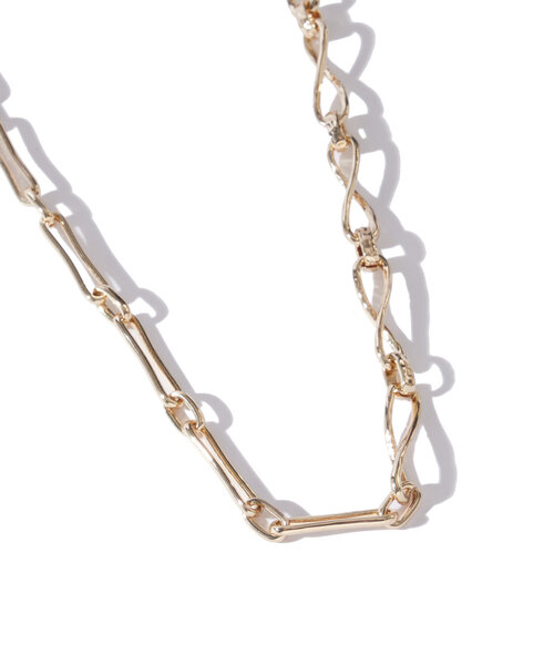 WHO'S WHO gallery（フーズフーギャラリー）の「ニュアンスチェーンネックレス（ネックレス・レディース・ゴールド/シルバー・FREE）」の11枚目の写真