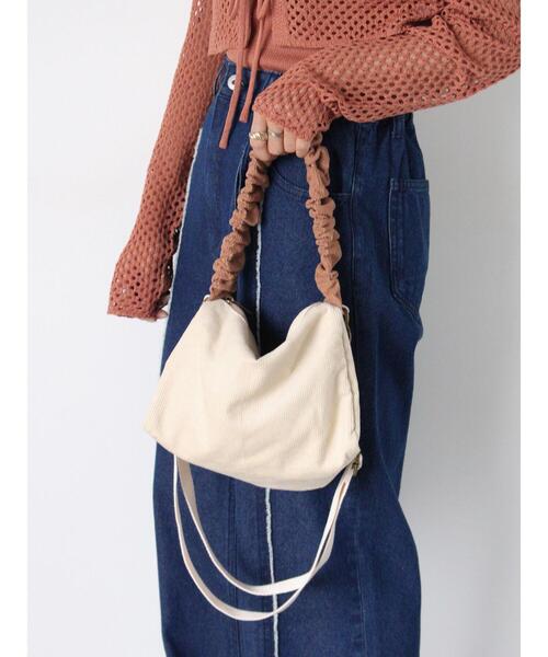 ehka sopo（エヘカソポ）の「くしゅくしゅコーデュロイバッグ（ハンドバッグ・レディース・ベージュ/サックスブルー/ブラウン・F）」の3枚目の写真