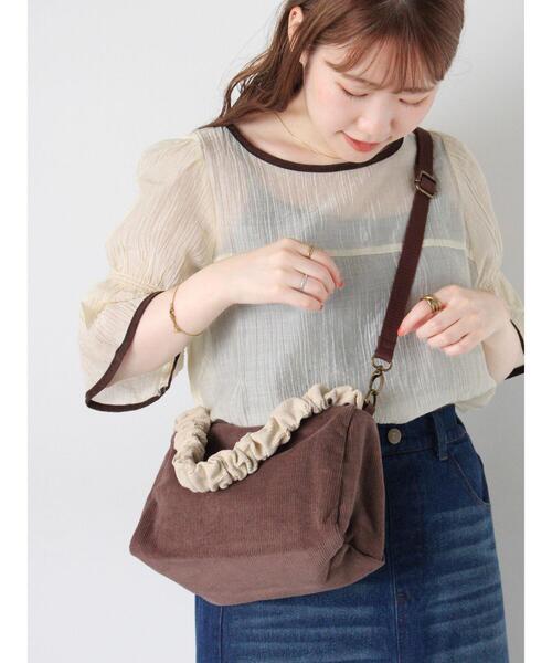 ehka sopo（エヘカソポ）の「くしゅくしゅコーデュロイバッグ（ハンドバッグ・レディース・ベージュ/サックスブルー/ブラウン・F）」の2枚目の写真