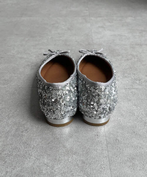 DouDou(ドゥドゥ)の「ポインテッドバレエシューズ(パンプス・レディース・ブラック/シルバー・23.5cm/23cm/24.5cm/24cm)」の13枚目の写真