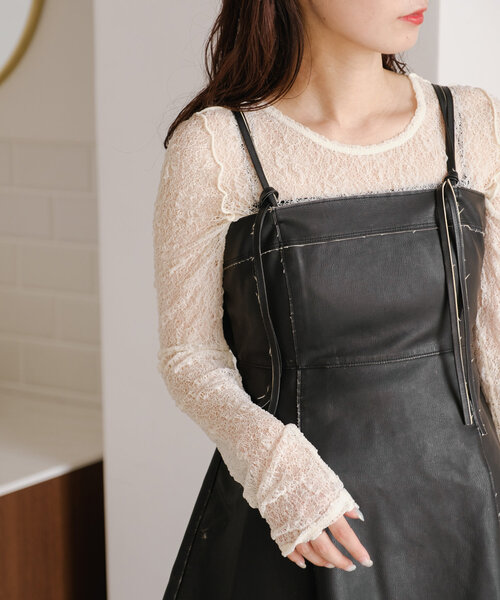 Kastane（カスタネ）の「*カットランダムレースインナー（Tシャツ/カットソー・レディース・アイボリー/ブラック/ブルー/オレンジ/ブラウン・FREE）」の2枚目の写真