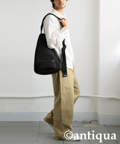 antiqua(アンティカ)の「マシュマロショルダーバッグ(ショルダーバッグ・レディース・ブラック・ONESIZE)」の15枚目の写真