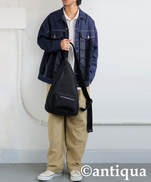 antiqua(アンティカ)の「マシュマロショルダーバッグ(ショルダーバッグ・レディース・ブラック・ONESIZE)」の18枚目の写真