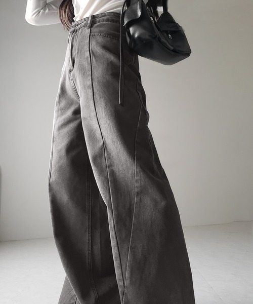 me+em select（ミームセレクト）の「※※【 ３color ／ ４size 】切替パターンハイウエストワイドストレートデニム ／ kirikae pattern highwaist wide straight denim（デニムパンツ・レディース・ダークブルー/ブルー/ブラック・X-LARGE/LARGE/MEDIUM/SMALL）」の4枚目の写真