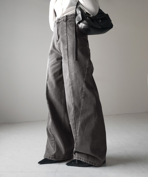 me+em select（ミームセレクト）の「※※【 ３color ／ ４size 】切替パターンハイウエストワイドストレートデニム ／ kirikae pattern highwaist wide straight denim（デニムパンツ・レディース・ダークブルー/ブルー/ブラック・X-LARGE/LARGE/MEDIUM/SMALL）」の6枚目の写真