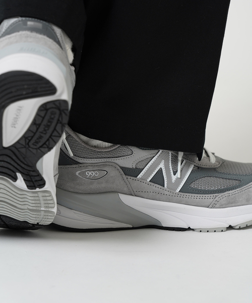 NEW BALANCE(ニューバランス)の「《WEB限定》【New Balance / ニューバランス】Made in USA 990 v6 BK6 / GL6(スニーカー・メンズ・ブラック/チャコールグレー・26cm/26.5cm/28cm/27cm/27.5cm/30cm/25cm/25.5cm/28.5cm/29cm)」の5枚目の写真