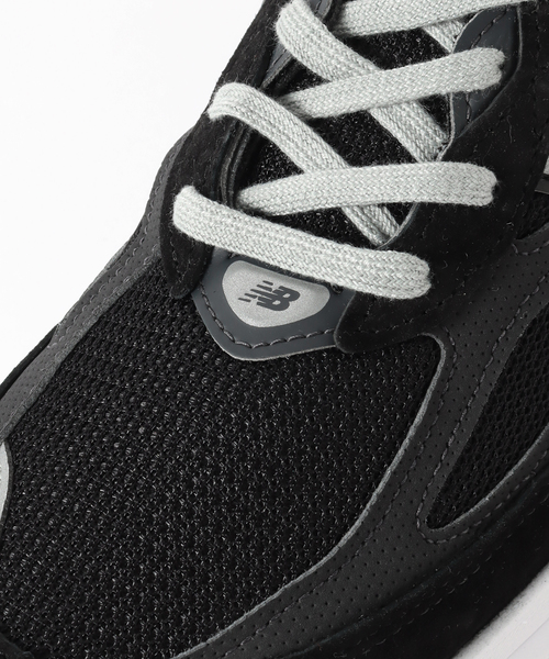 NEW BALANCE(ニューバランス)の「《WEB限定》【New Balance / ニューバランス】Made in USA 990 v6 BK6 / GL6(スニーカー・メンズ・ブラック/チャコールグレー・26cm/26.5cm/28cm/27cm/27.5cm/30cm/25cm/25.5cm/28.5cm/29cm)」の13枚目の写真