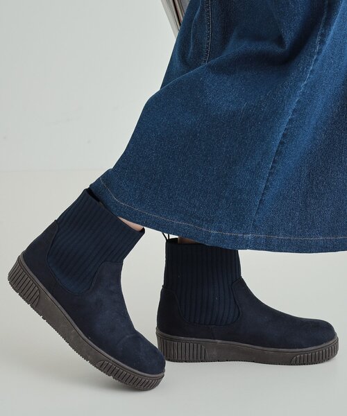 SHOO・LA・RUE（シューラルー）の「◆【高レビュー/撥水】すっぽりラクラク はきぐちニットブーツ（ブーツ・レディース・キャメル/ダークブラウン/ピンク系/ブルー系その他/アイボリー/ブラック・25/35/45/50）」の4枚目の写真