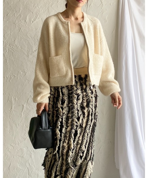 She's Closet(シーズクローゼット)の「長袖ショート丈ダブルジップアップラメシャギーニットカーディガン(カーディガン/ボレロ・レディース・チャコール/シルバー/アイボリー/ブラック・FREE)」の15枚目の写真