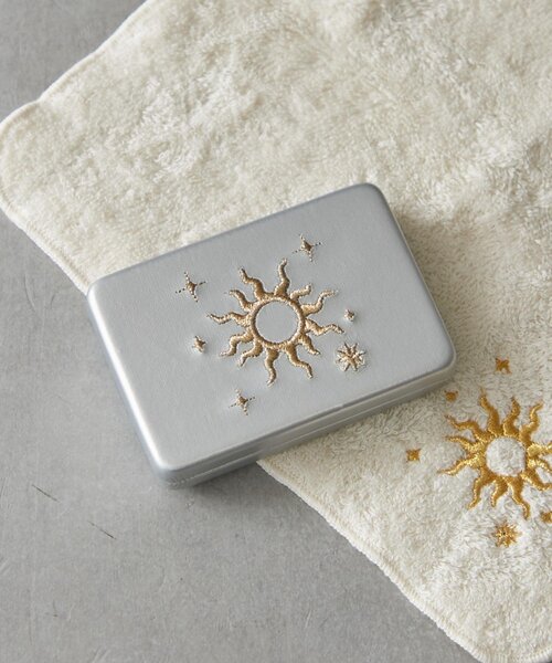 BIRTHDAY BAR(バースデイバー)の「SUN&MOON small case(ポーチ・レディース・シルバー系その他/ネイビー・0)」の2枚目の写真