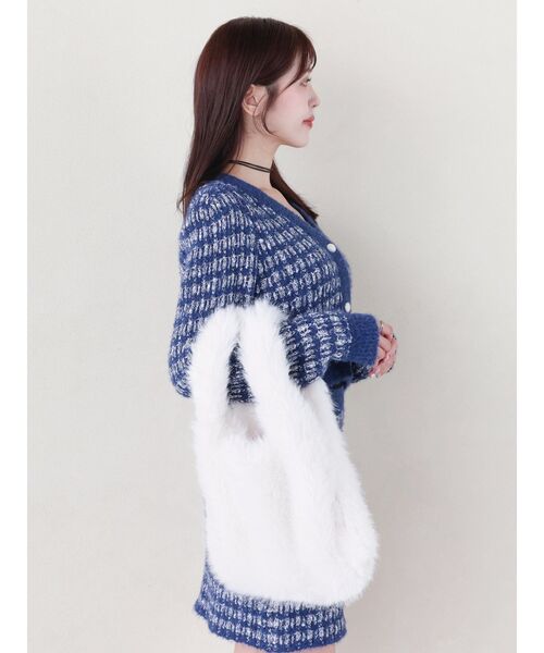 EATME（イートミー）の「フェイクファーバッグ（ハンドバッグ・レディース・ホワイト/グレー・FREE）」の3枚目の写真