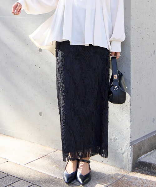 LAVEANGE(ラビアンジェ)の「【洗える】チュールレースナロースカート(スカート・レディース・ブラック/アイボリー/チャコールグレー・3L/LL/L/M/4L)」の10枚目の写真