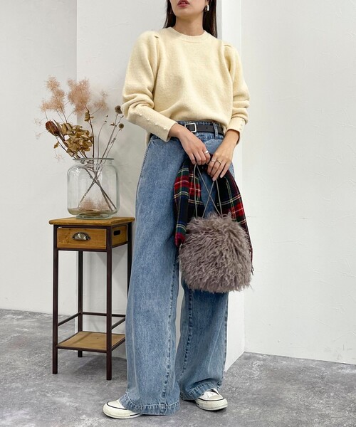 fredy emue（フレディエミュ）の「袖ボリュームパール付きニットプルオーバー（ニット/セーター・レディース・アイボリー/ブラック/レッド・38）」の15枚目の写真