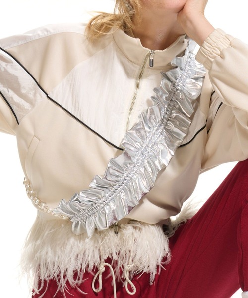 ELLEgirl（エルガール）の「ボリュームスマホショルダー【Casselini 】（ショルダーバッグ・レディース・シルバー/ブラック・FREE）」の6枚目の写真