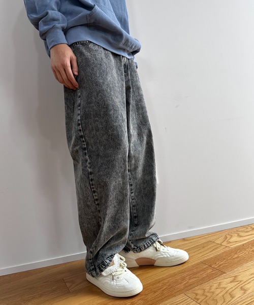 COLIN（コリン）の「COLIN:10.5oz デニムバギーパンツ（デニムパンツ・メンズ・ケミカルウォッシュ/ブラック/ブルー・M/L）」の6枚目の写真